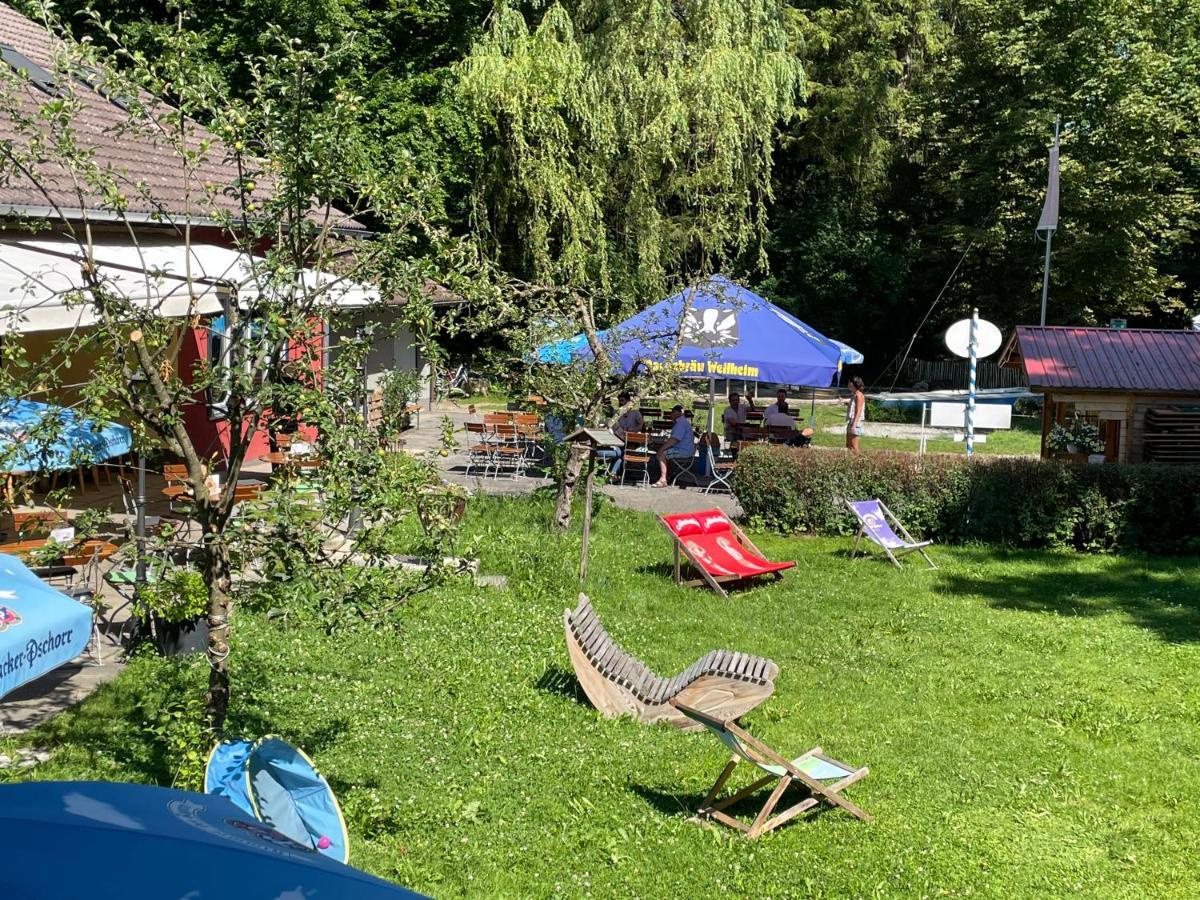 Krug'S Family Hostel Und Restaurant Weilheim in Oberbayern Dış mekan fotoğraf